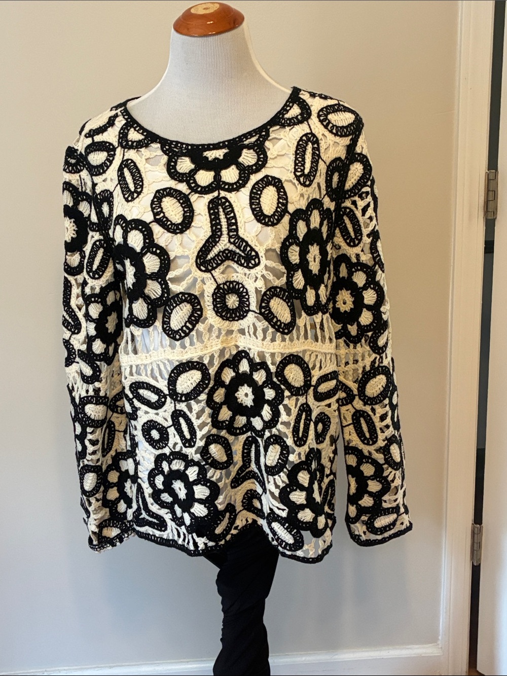 Cato Black and White Crochet Floral Pullover Sweater